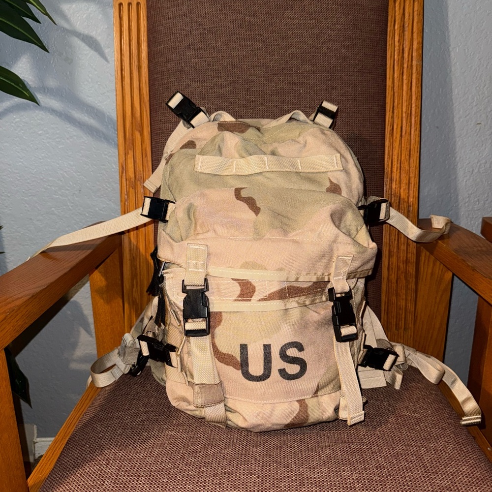 U.S. Military Surplus Rifleman's Sack